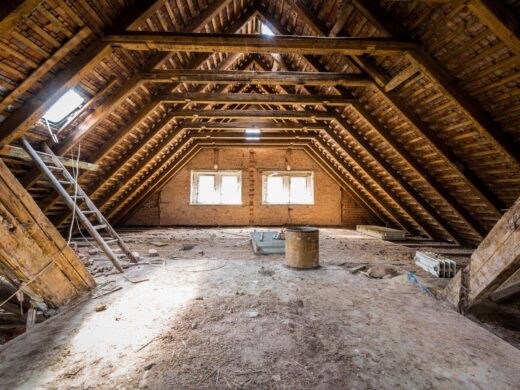 Comment&#x20;faire&#x20;des&#x20;&#x00E9;conomies&#x20;d&amp;&#x23;8217&#x3B;&#x00E9;nergie&#x20;gr&#x00E2;ce&#x20;&#x00E0;&#x20;une&#x20;bonne&#x20;isolation&#x20;de&#x20;ses&#x20;combles&#x20;perdus&#x20;et&#x20;greniers&#x20;en&#x20;Gironde&#x20;&#x3F;