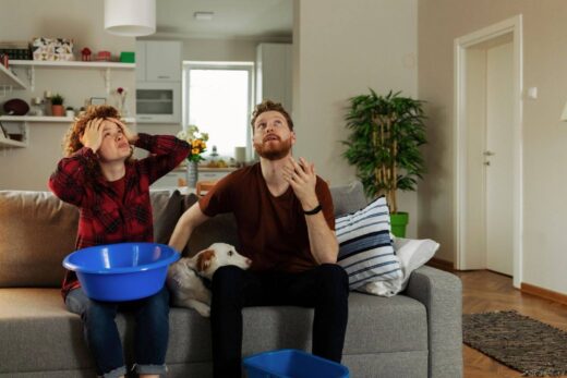 Fuite de toiture : les bons réflexes en urgence